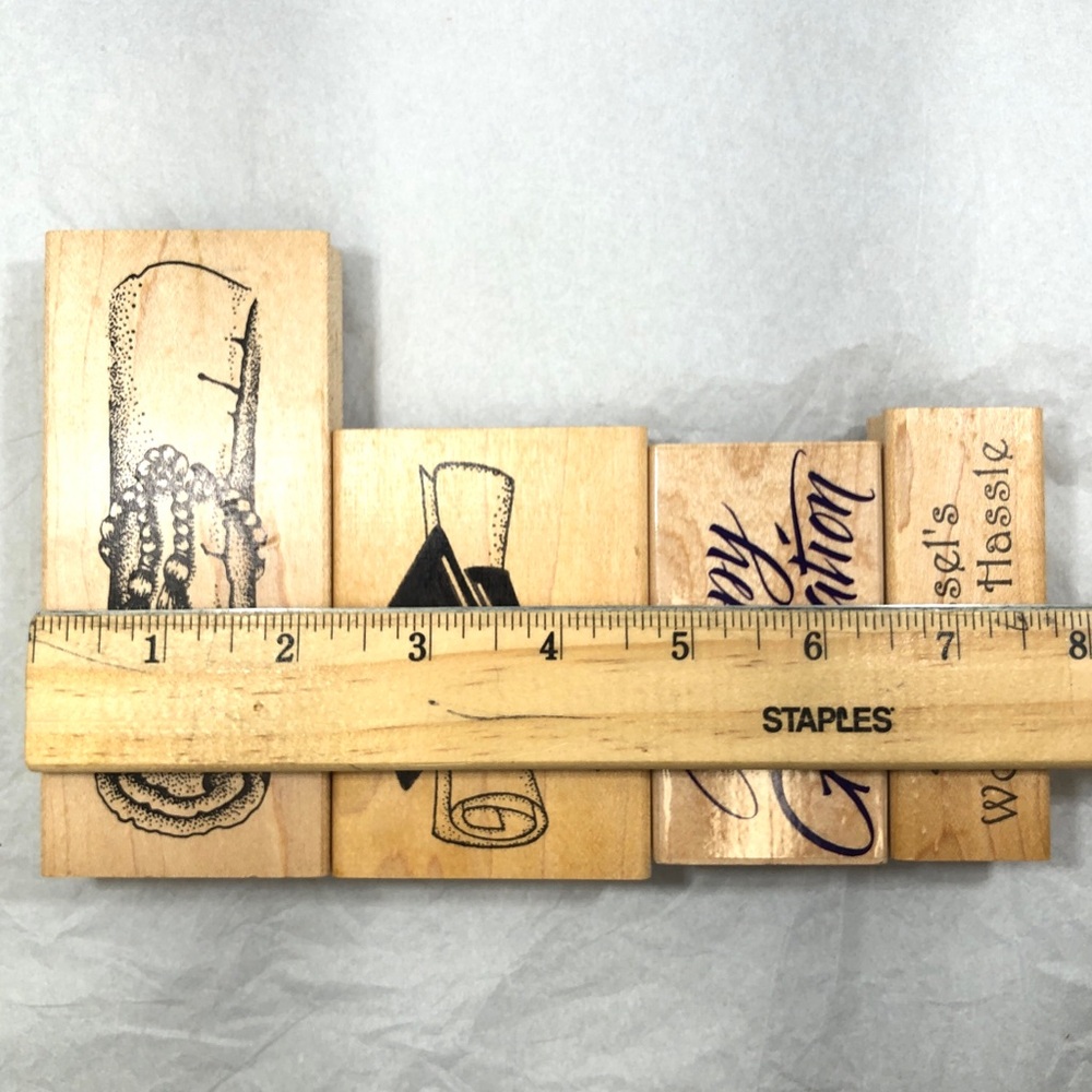 4 GRADUATION THEME RUBBER STAMPS - Picture 6 of 6